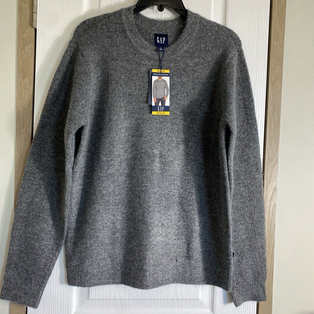 New GAP Cardigan Sweater Mens M crew neck ribbed hem cuffs cozy warm teacher dad
